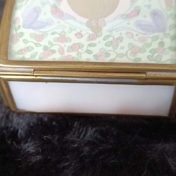 Precious Moments Music Box - Picture 10 of 12